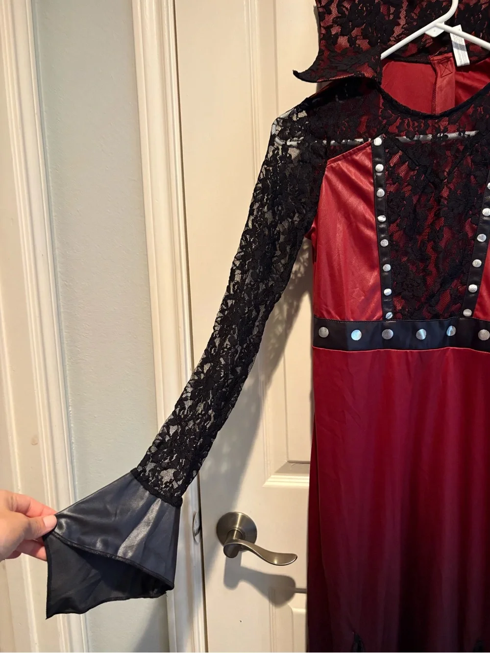 Girls' Halloween Dark Countess Costume